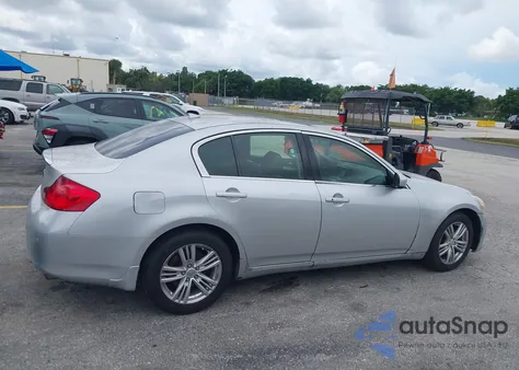 2013 Infiniti G37X z USA, uszkodzony, nr VIN JN1CV6AR4DM355074